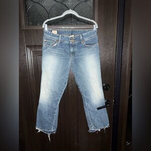 Vintage Y2K Abercrombie & Fitch Light Blue Cropped Frayed Hem Jeans - size 8